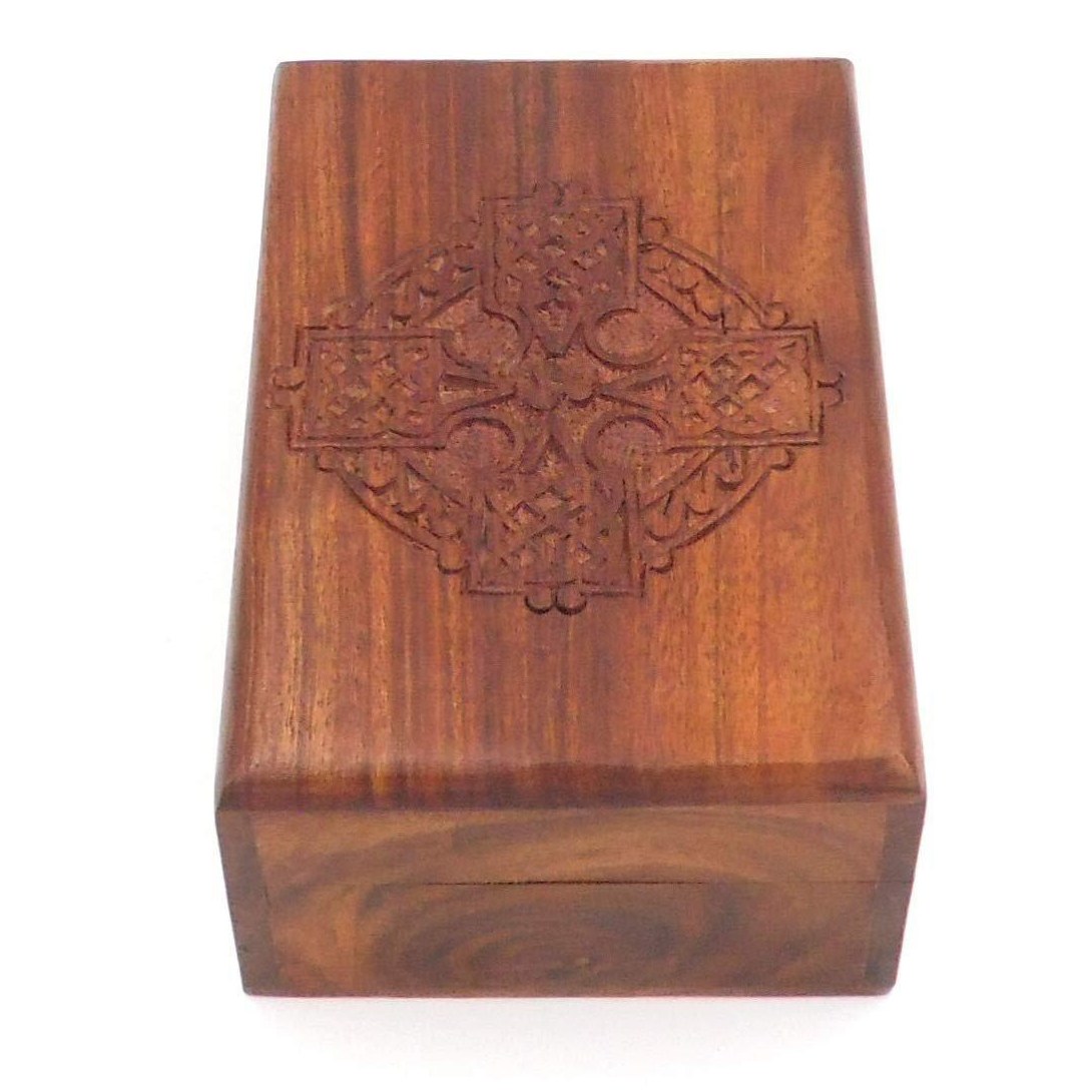 A Beautiful Carved Celtic Knot Design Wooden Box 15x10-1