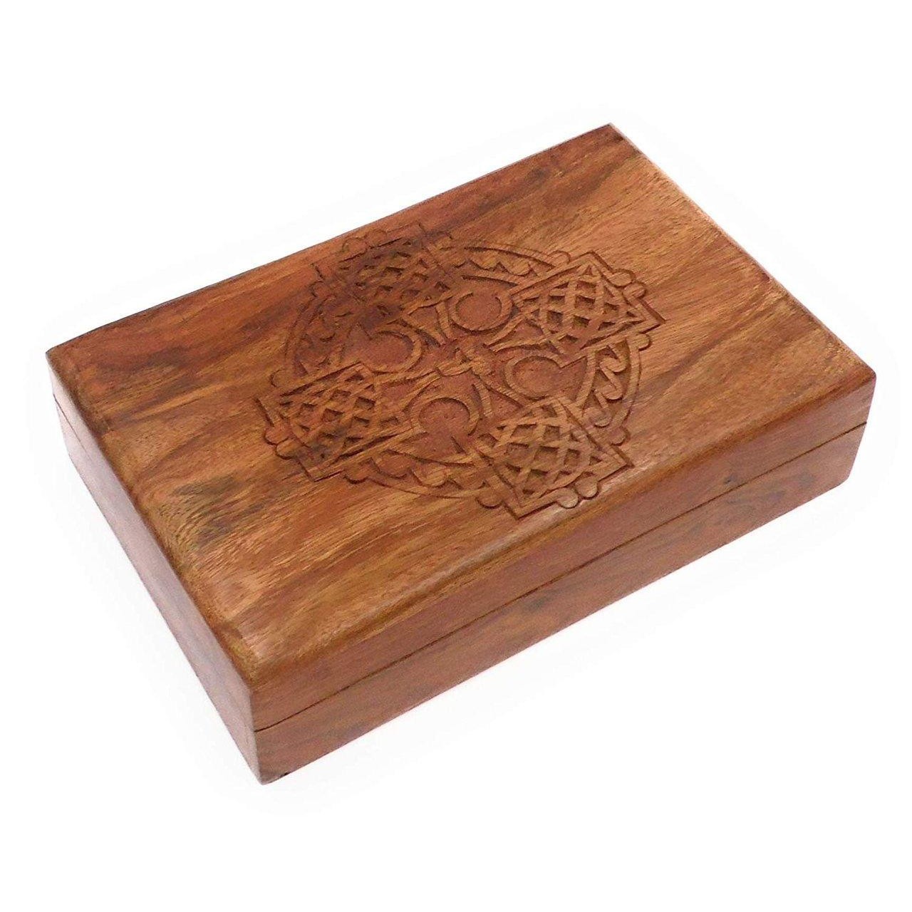 A Beautiful Carved Celtic Knot Design Wooden Box 23x15-0